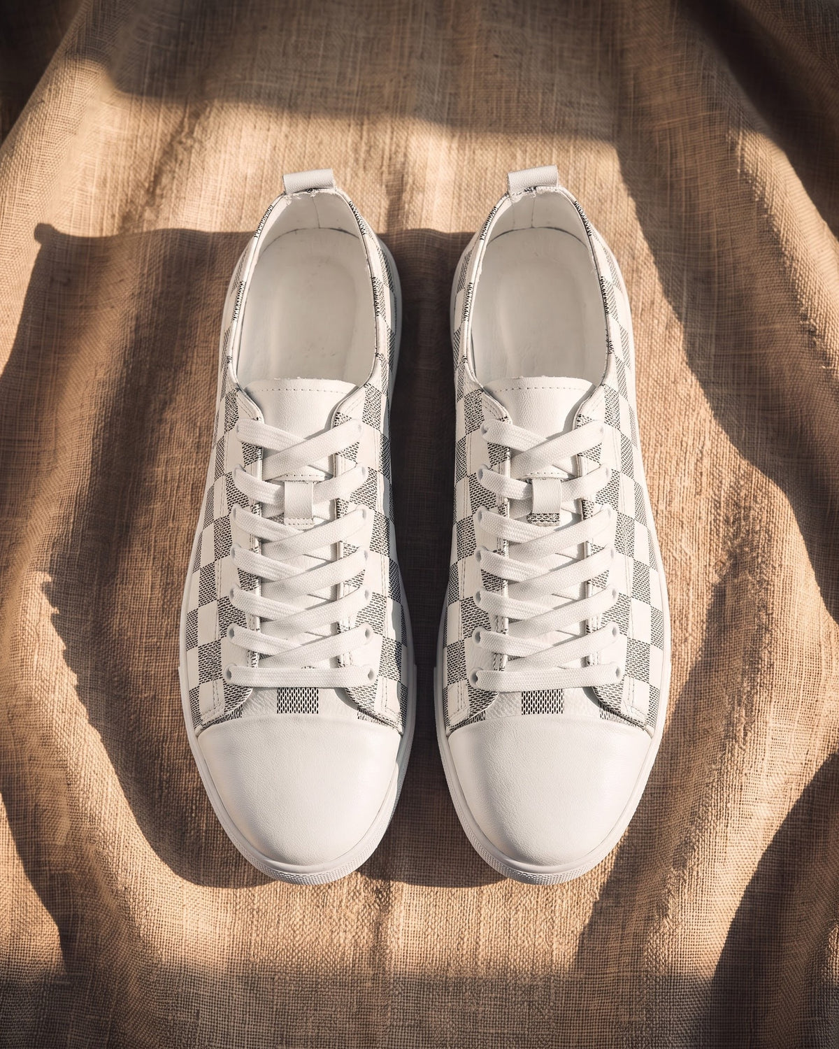 Cosimo Leather Sneaker