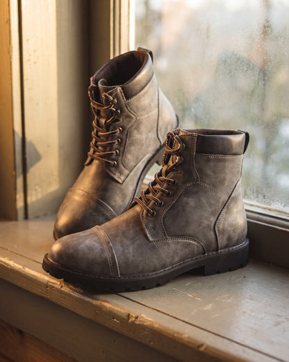 Lucio Leather Boot