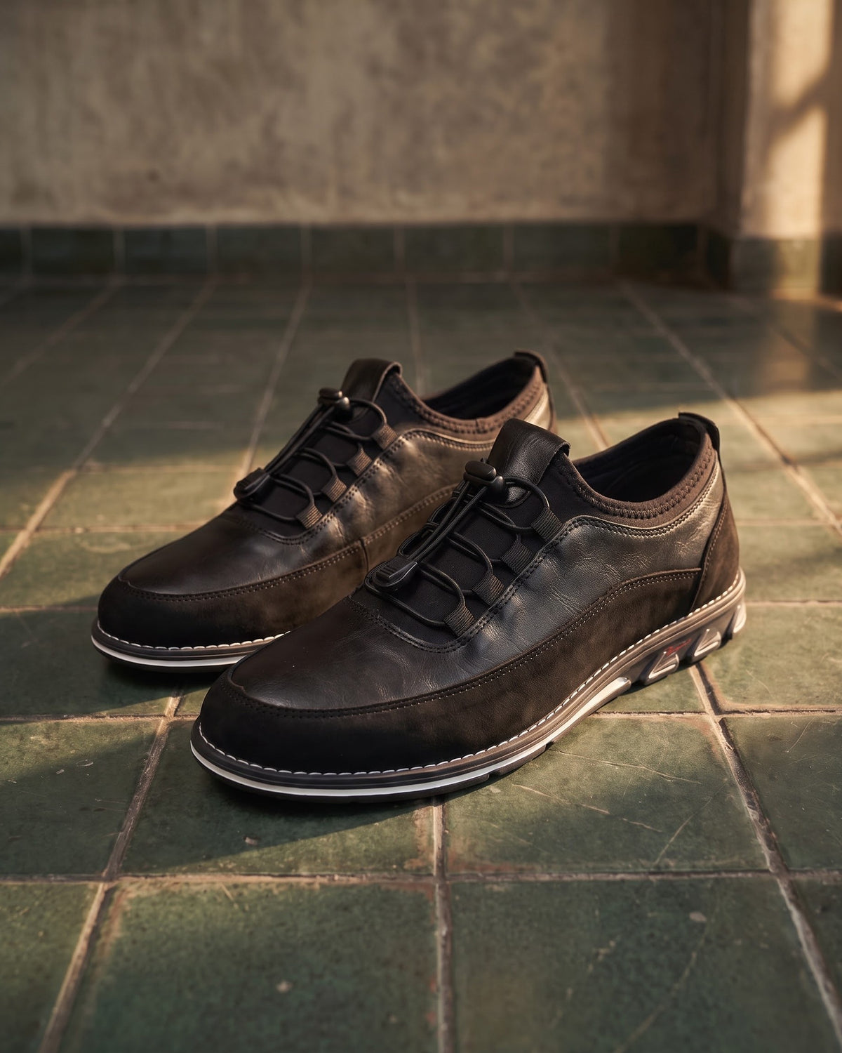 Teodoro Leather Sneaker