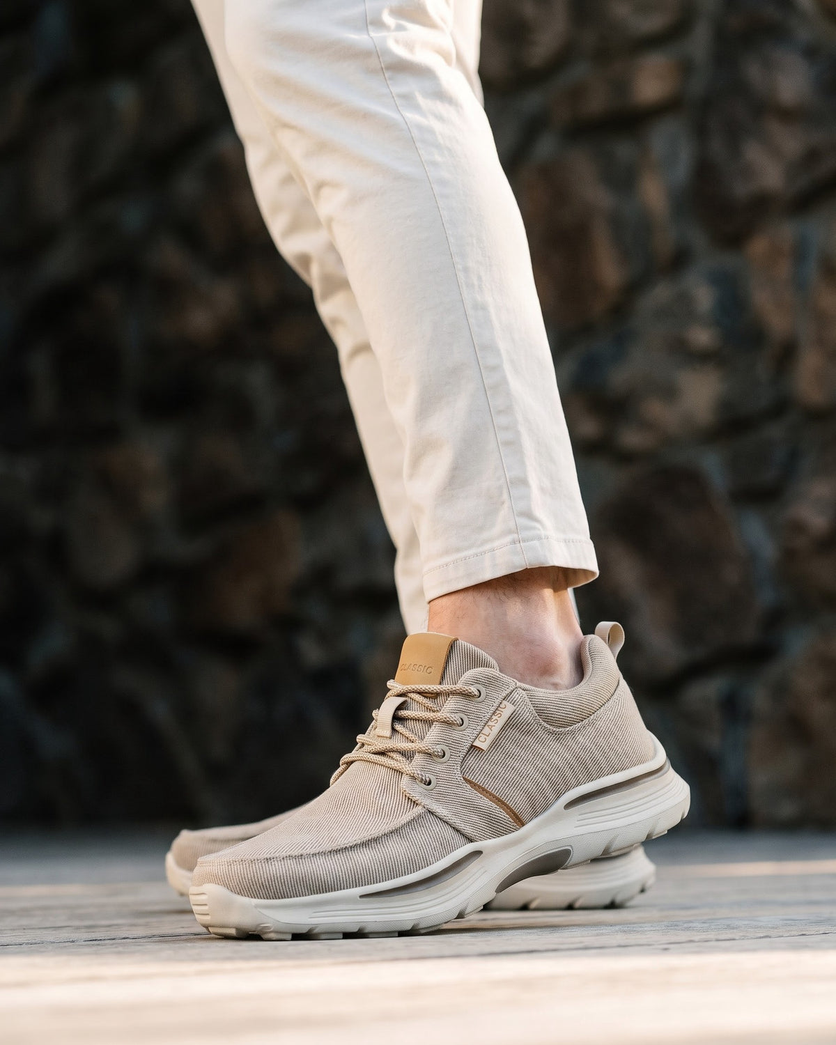Alberto Canvas Sneaker