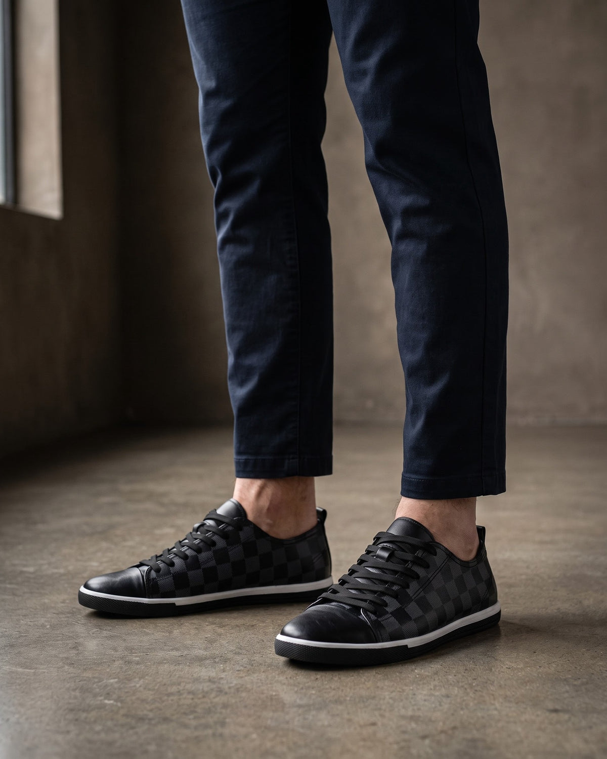 Cosimo Leather Sneaker