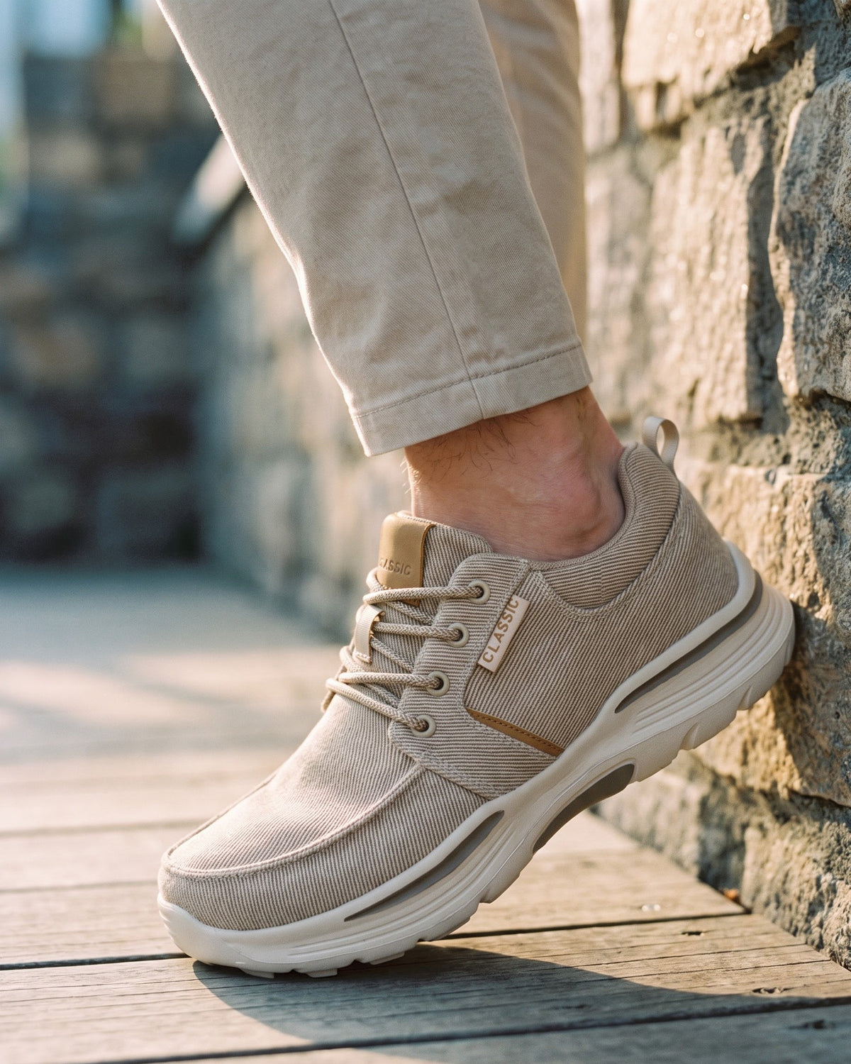 Alberto Canvas Sneaker