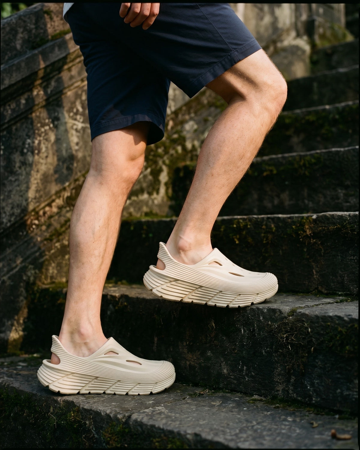 Eduardo Moulded Foam Clog