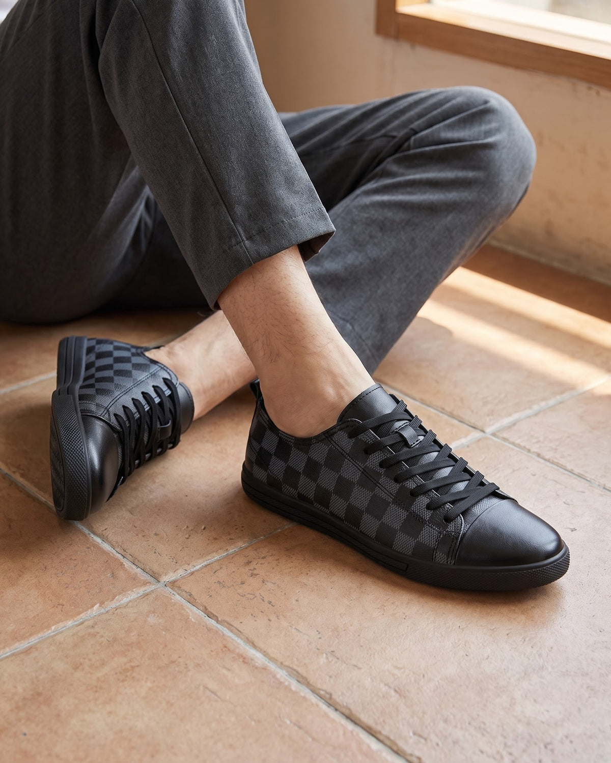 Cosimo Leather Sneaker