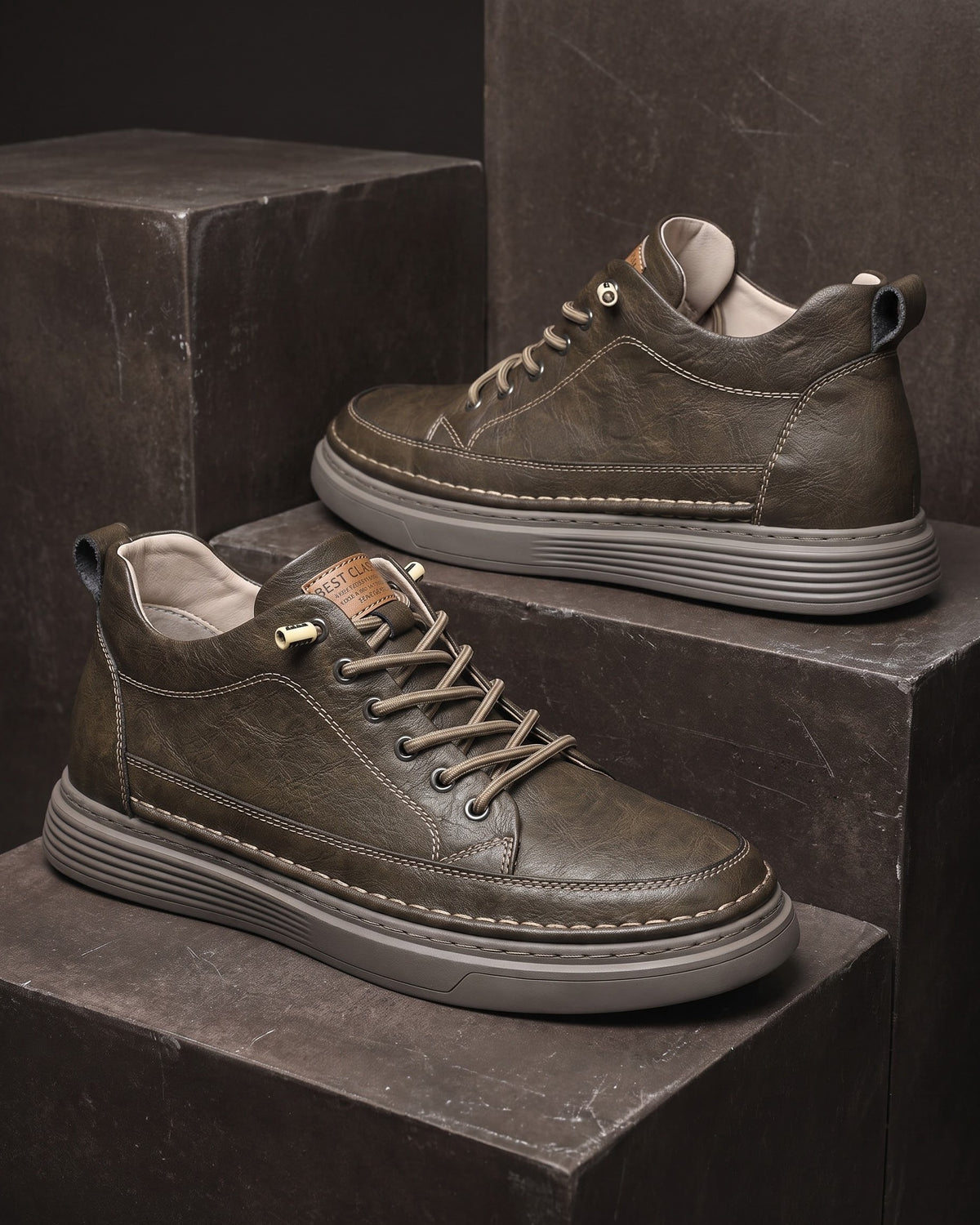 Augusto Leather Sneaker