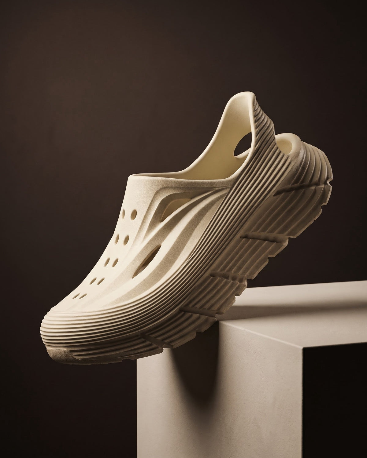 Eduardo Moulded Foam Clog