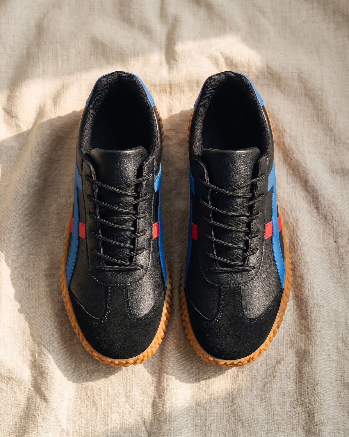 Giovanni Faux Leather Sneaker