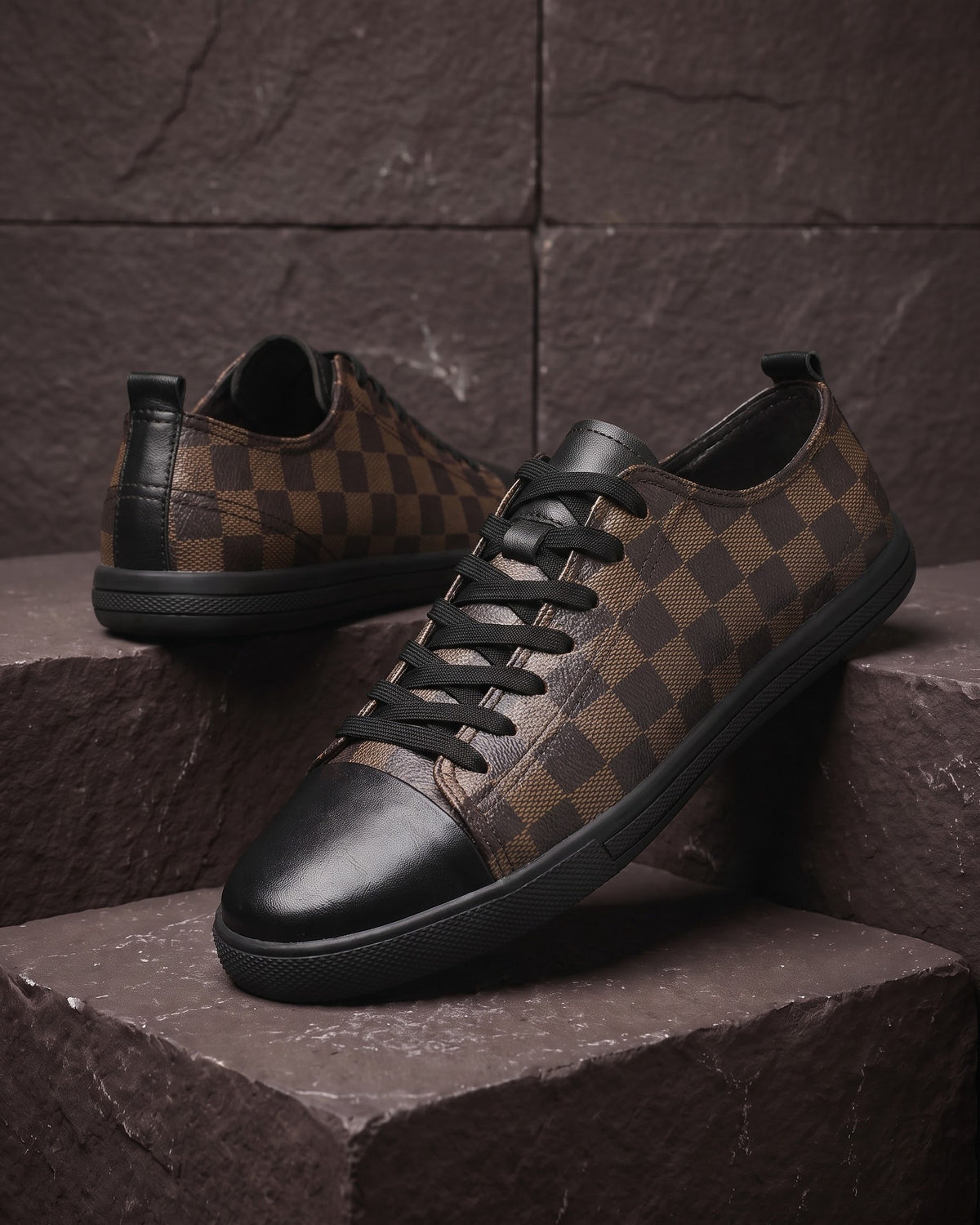 Cosimo Leather Sneaker