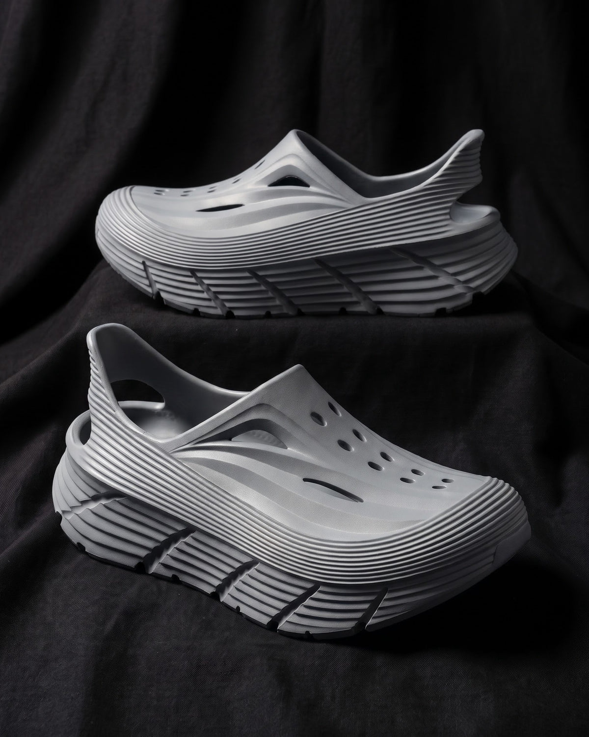 Eduardo Moulded Foam Clog