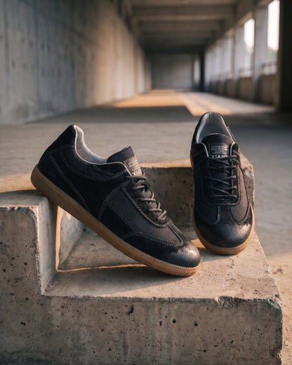 Igor Suede Trainer