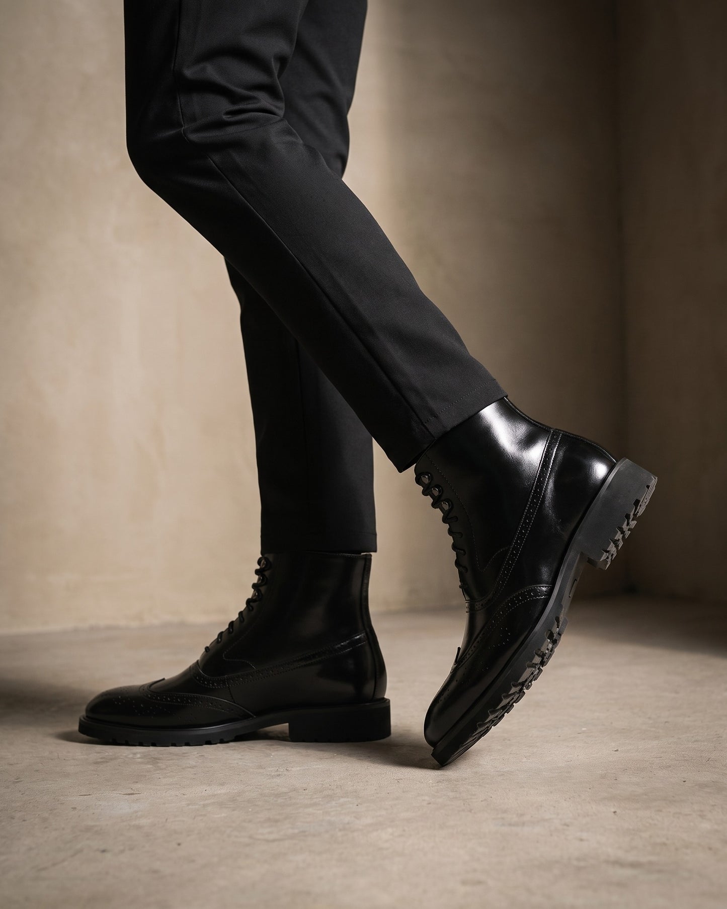 Giovanni Leather Wingtip Boot