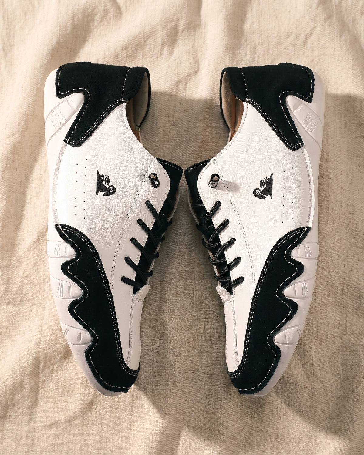 Elias Leather Sneaker