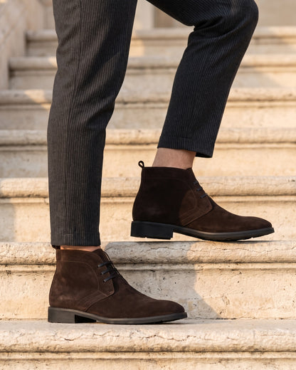Luis Suede Chukka Boot