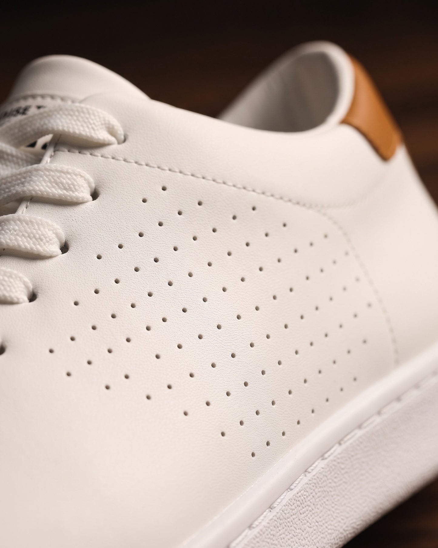 Giovanni Leather Sneaker