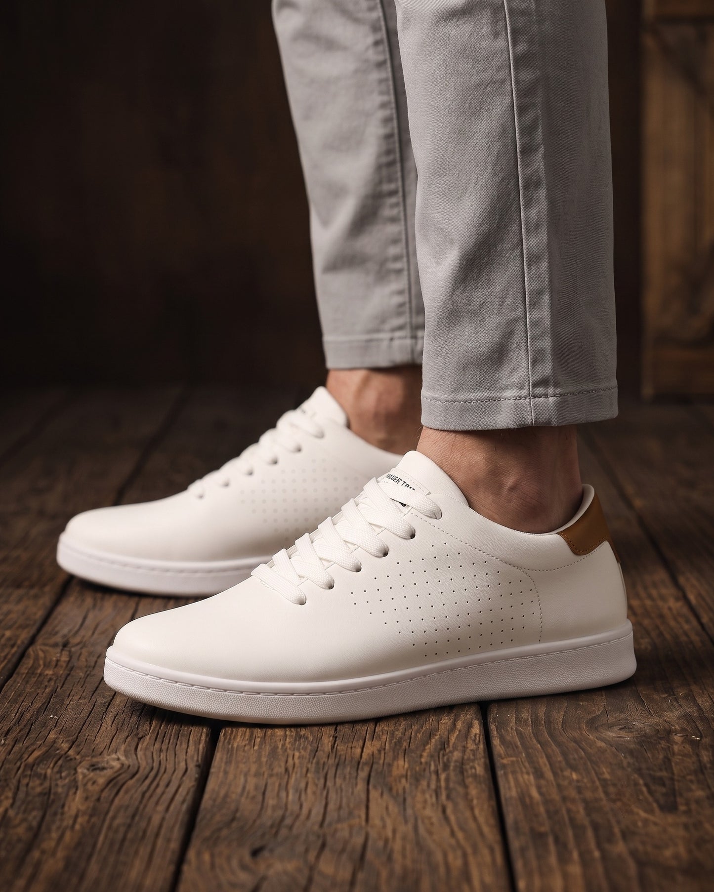 Giovanni Leather Sneaker
