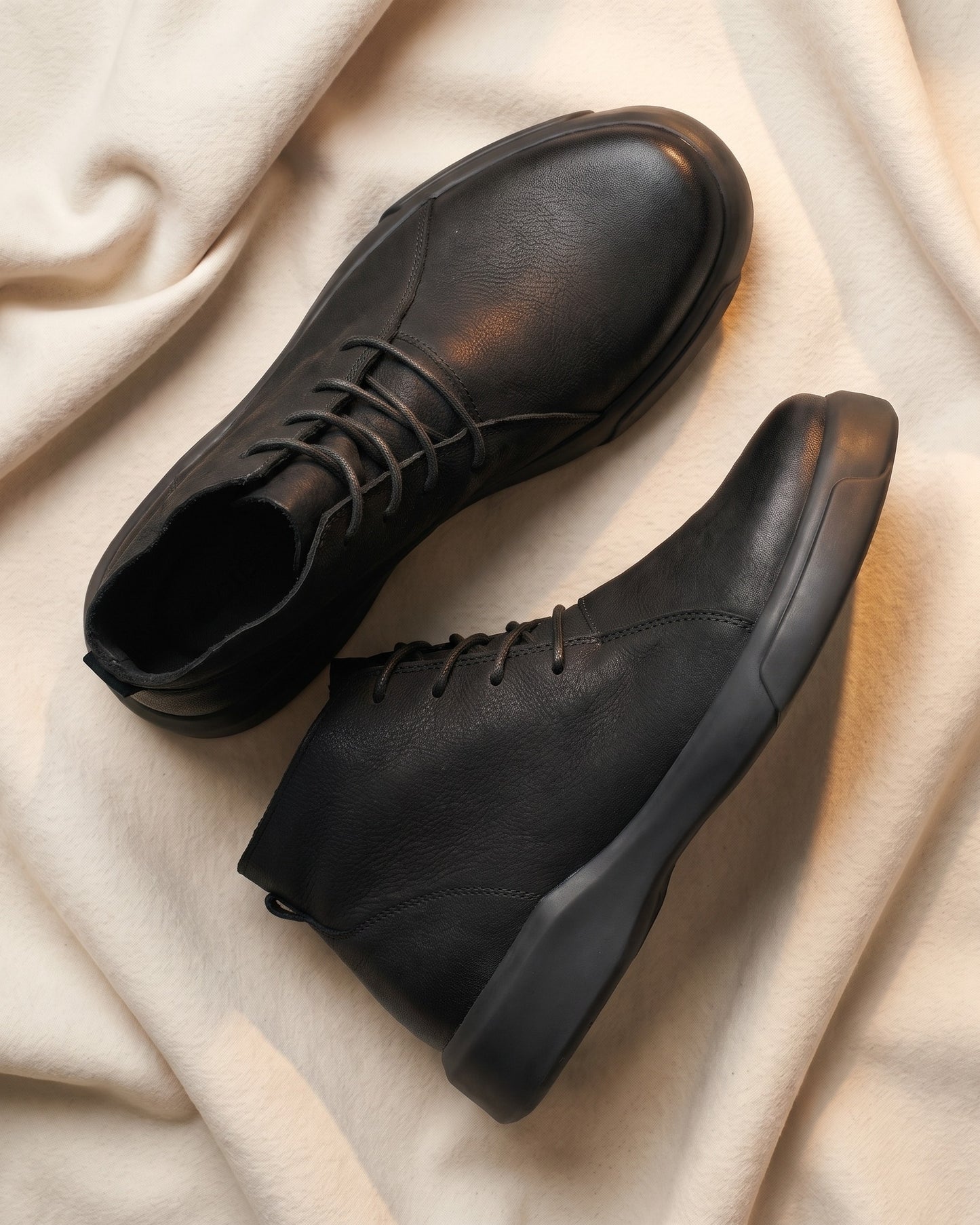 Fabian Leather Chukka Boot