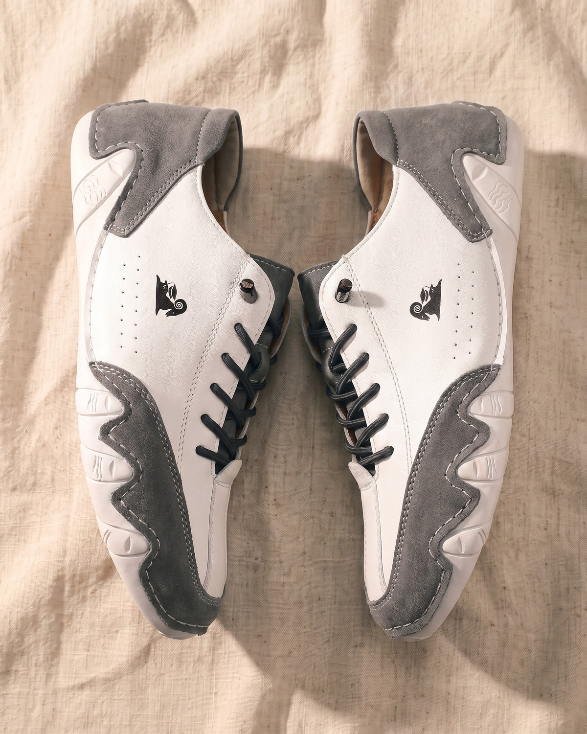 Elias Leather Sneaker