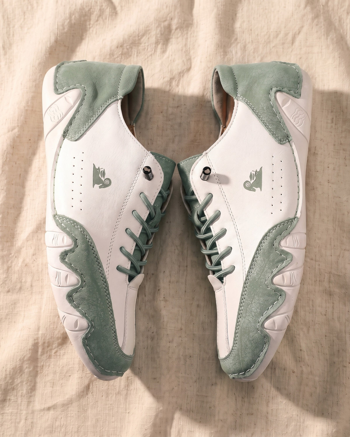 Elias Leather Sneaker