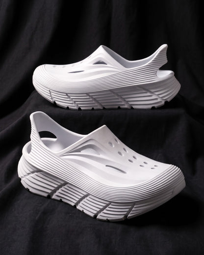 Eduardo Moulded Foam Clog